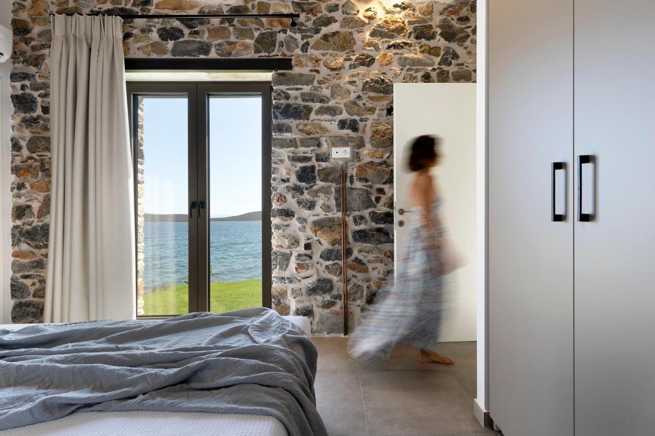 Lichnos Luxury Suites Sourpi Exterior photo