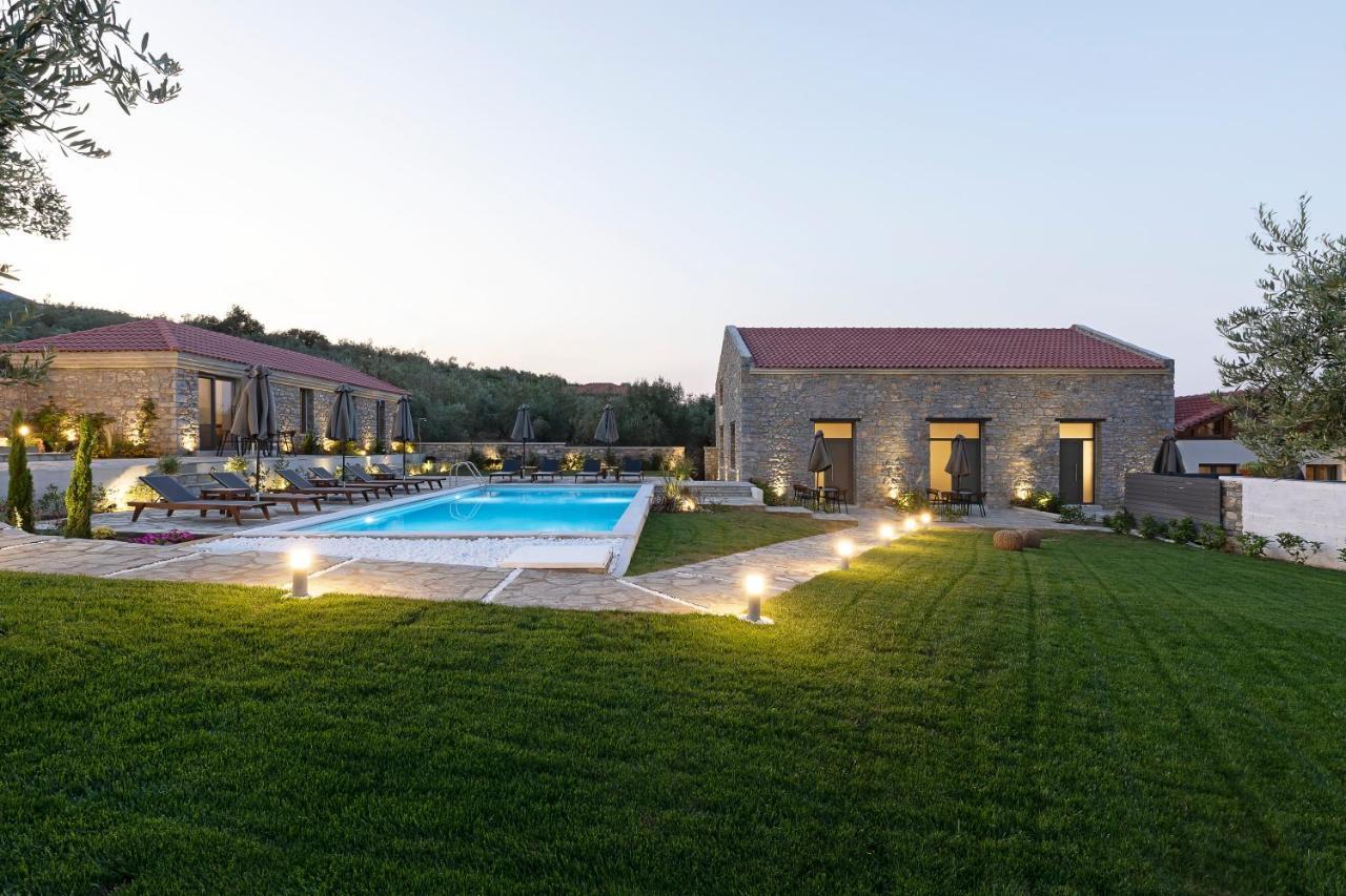 Lichnos Luxury Suites Sourpi Exterior photo